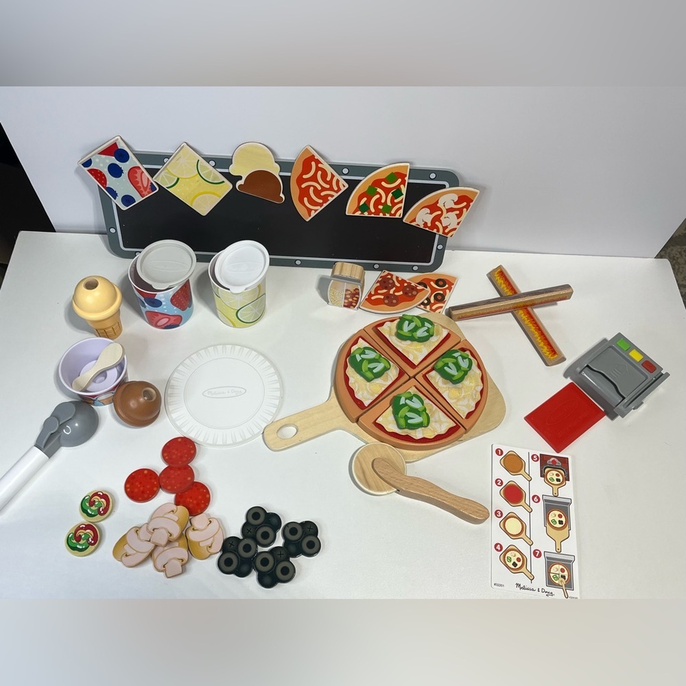 NWOT Melissa & Doug Pizza Kitchen Ice Cream Parlor Wooden Food Accessories
